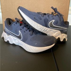 Nike Renew Ride 2 running shoes Sz 8 men